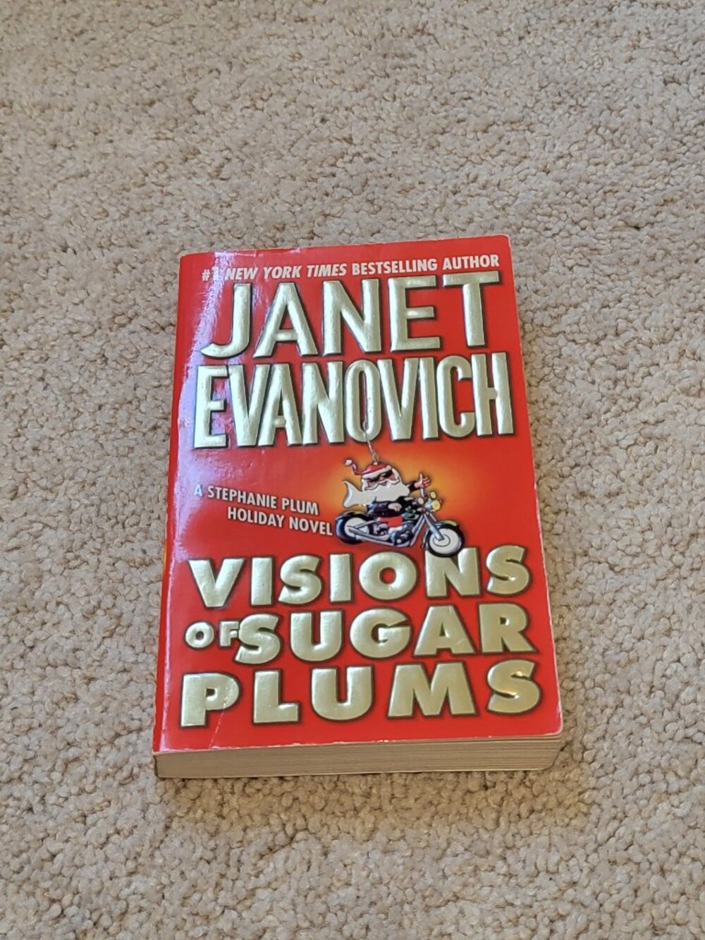 Visions of Sugar Plums by Janet Evanovich, Paperback